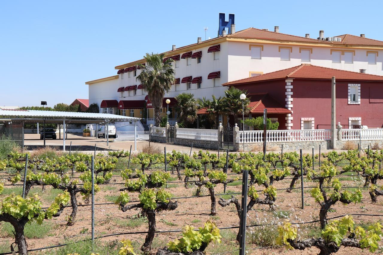 Hotel Acosta Ciudad De La Musica Villafranca de los Barros Exterior foto