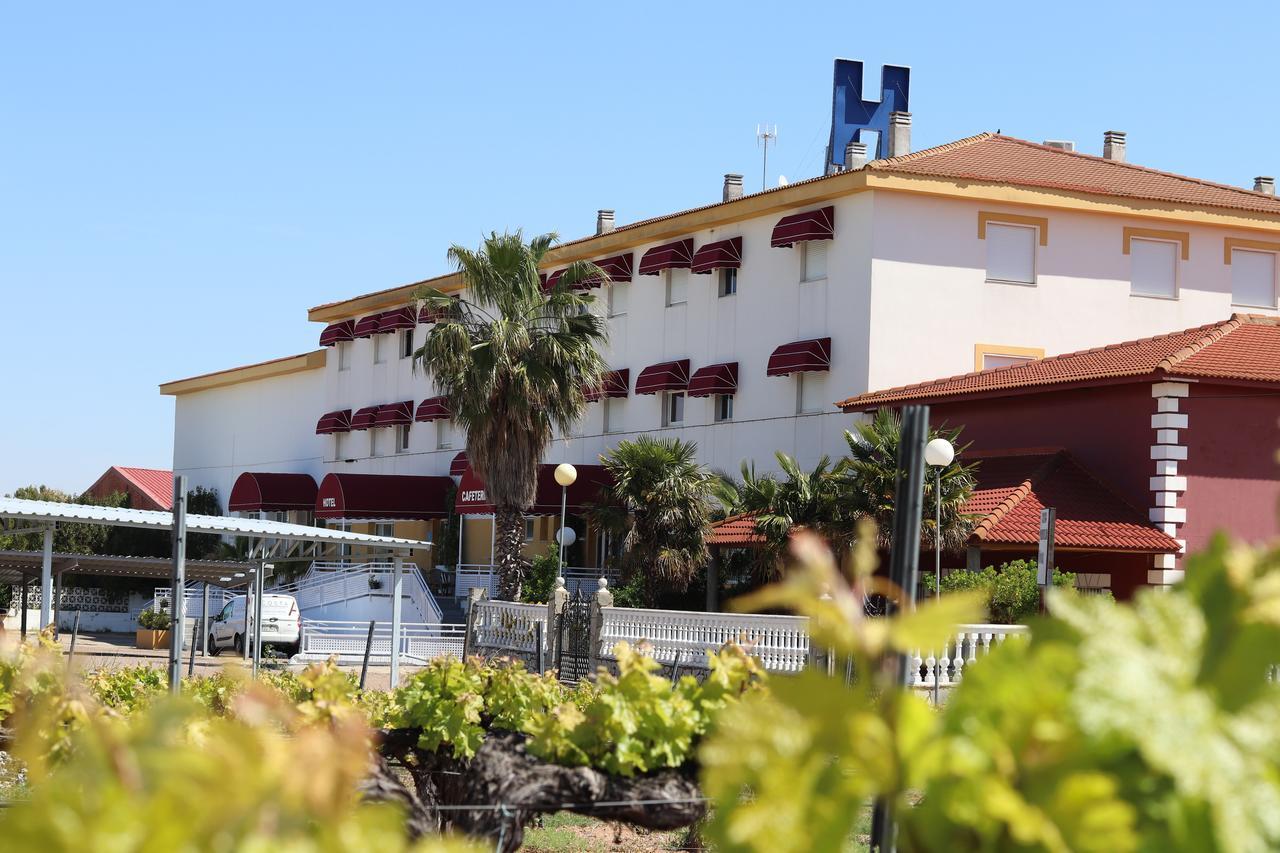 Hotel Acosta Ciudad De La Musica Villafranca de los Barros Exterior foto